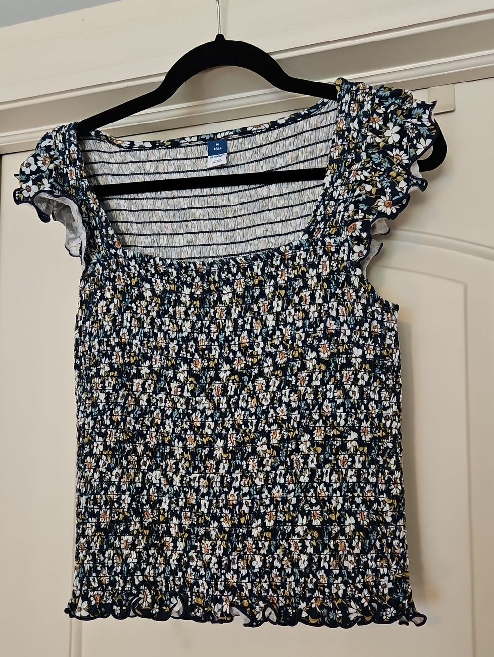 Old Navy Navy Floral Smocked Short-Sleeve Top
